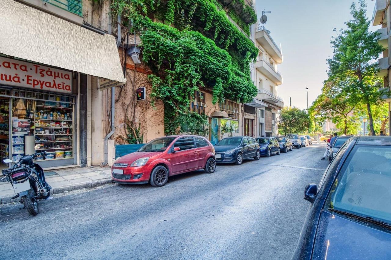 Spacious flat near Ampelokipoi metro station Atenas Exterior foto