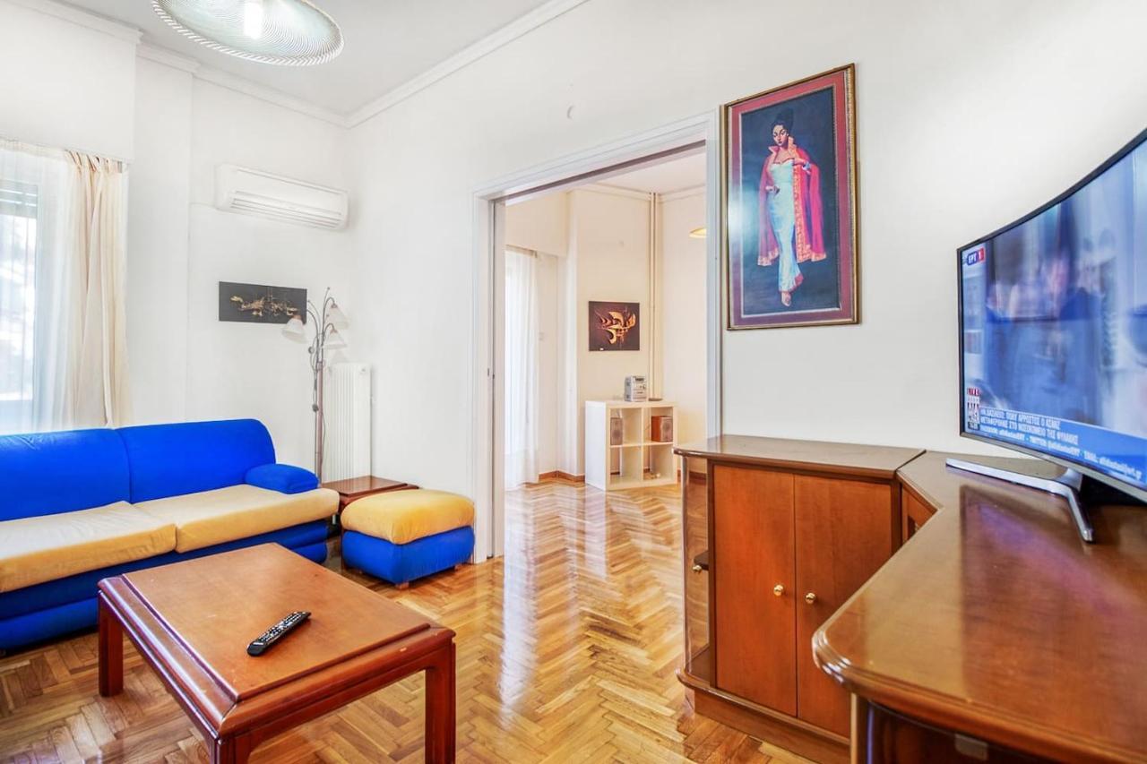 Spacious flat near Ampelokipoi metro station Atenas Exterior foto