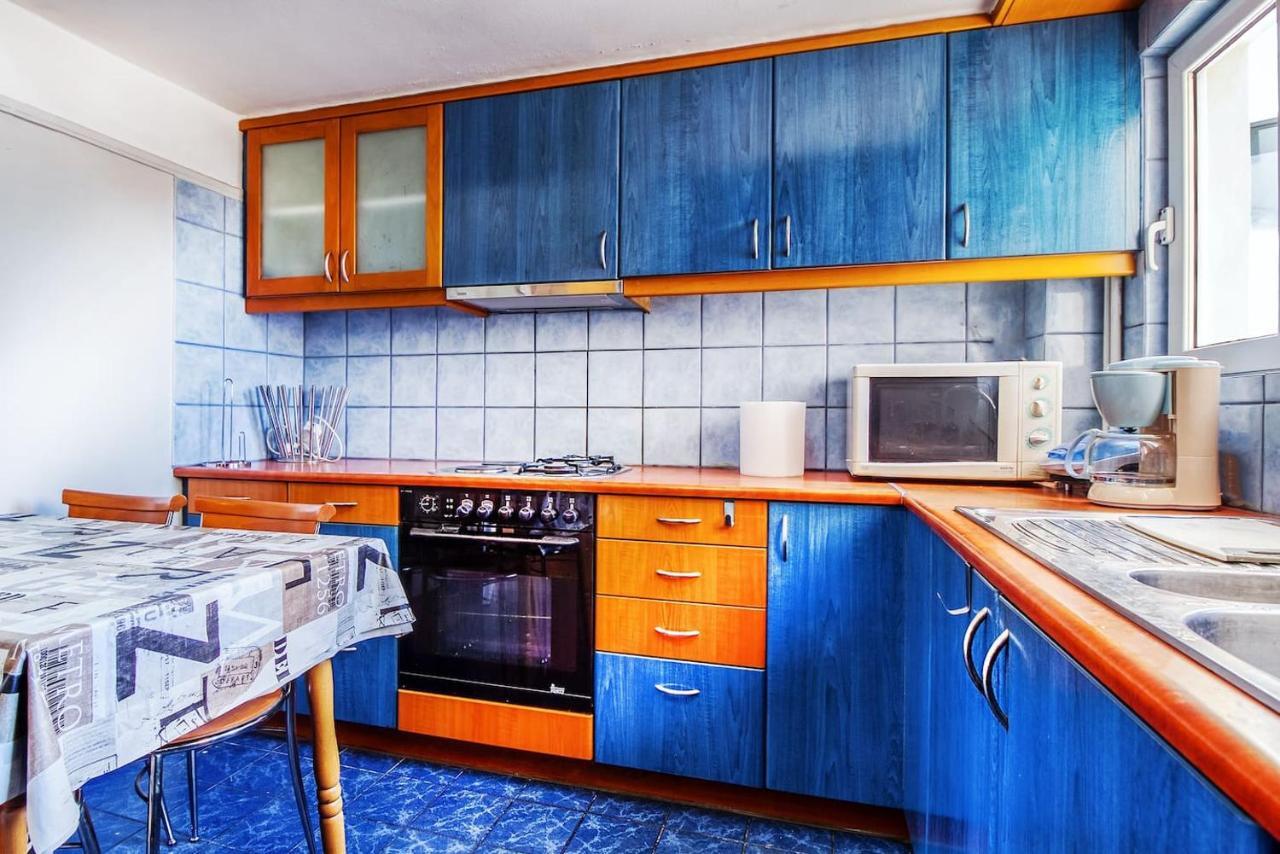 Spacious flat near Ampelokipoi metro station Atenas Exterior foto
